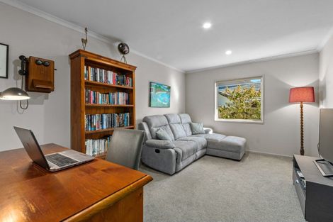 Photo of property in 162 Oteki Park Drive, Welcome Bay, Tauranga, 3112