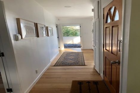 Photo of property in 98 Eskdale Road, Birkdale, Auckland, 0626