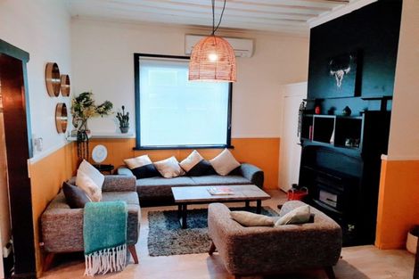 Photo of property in 17 Moore Street, Ohakune, 4625