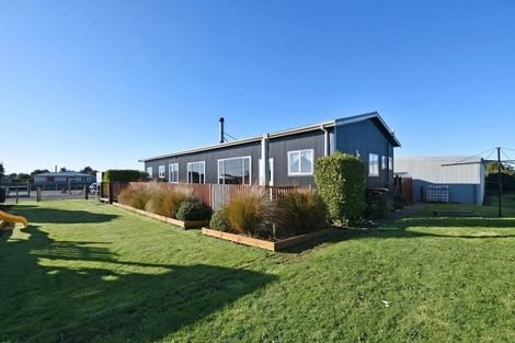 Photo of property in 111 Avon Road, Clifton, Invercargill, 9812