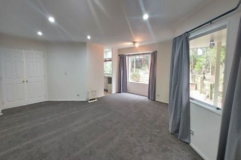 Photo of property in 825 Chapel Road, Shamrock Park, Auckland, 2016