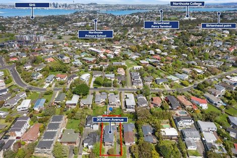 Photo of property in 2/30 Eban Avenue, Hillcrest, Auckland, 0627