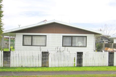 Photo of property in 8 Brightwell Place, Nawton, Hamilton, 3200