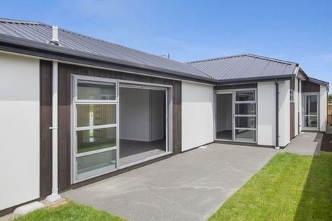 Photo of property in 10 Ciaran Close, Broomfield, Christchurch, 8042