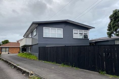 Photo of property in 1/3 Waller Avenue, Bucklands Beach, Auckland, 2012