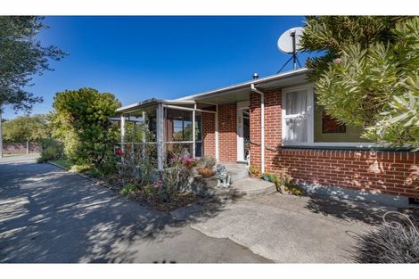 Photo of property in 11 Clayton Road, Amberley, 7410