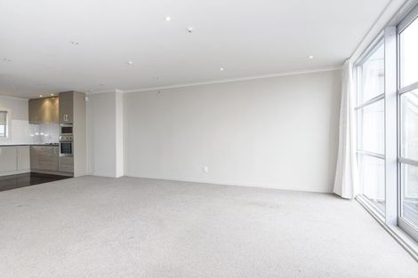 Photo of property in 2/30 Augustus Terrace, Parnell, Auckland, 1052