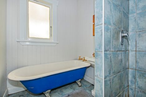 Photo of property in 33 Valley Road, Hikurangi, 0114