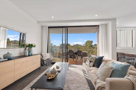 Photo of property in 201/8a Lake Pupuke Drive, Takapuna, Auckland, 0622