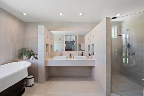 Photo of property in 508 Malaghans Road, Speargrass Flat, Queenstown, 9371