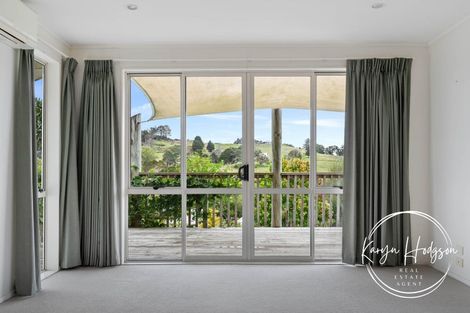 Photo of property in 12 Ash Grove, Maungaturoto, 0520