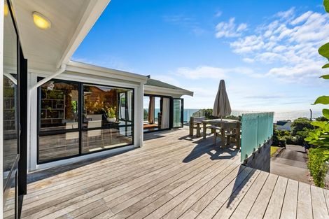 Photo of property in 3 Edwin Mitchelson Road, Muriwai, Waimauku, 0881