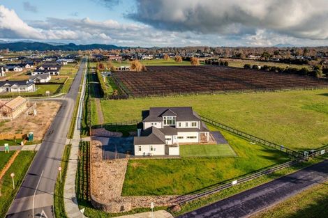 Photo of property in 4 Sunline Drive, Leamington, Cambridge, 3432