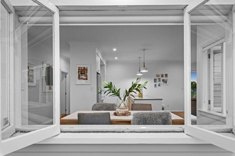 Photo of property in 13 Trotting Course Drive, Kumeu, 0891