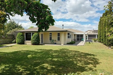 Photo of property in 2 Waldron Place, Clyde, 9330