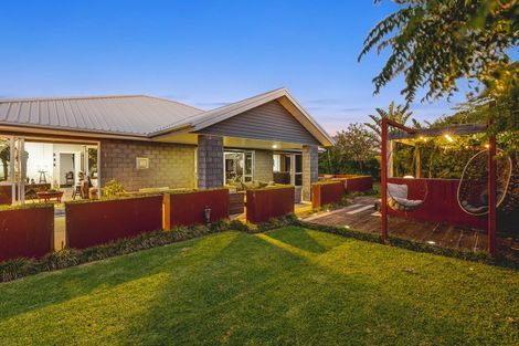 Photo of property in 10 Cooke Farm Grove, Waiwhakaiho, New Plymouth, 4312