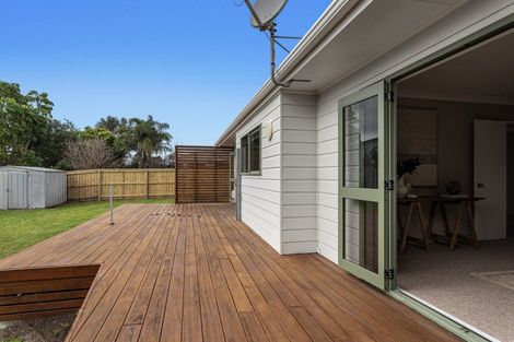 Photo of property in 27 Ohiwa Parade, Ohope, 3121