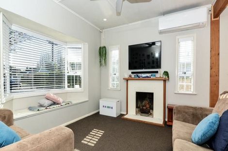 Photo of property in 10 Vardon Road, St Andrews, Hamilton, 3200