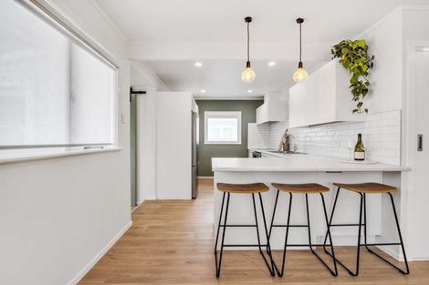 Photo of property in 15 Barry Avenue, Whakatane, 3120