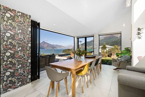 Photo of property in 3 Panorama Place, Queenstown, 9300