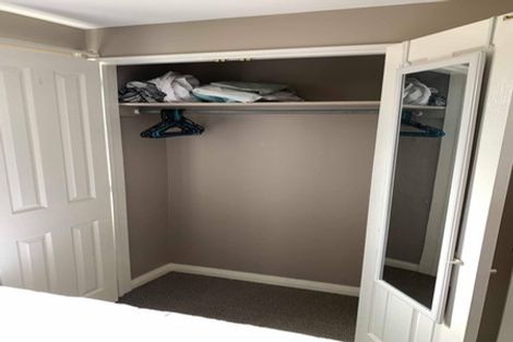 Photo of property in 8a Broadbent Street, Riccarton, Christchurch, 8041