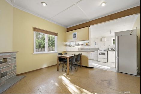 Photo of property in 15 Crofton Road, Ngaio, Wellington, 6035