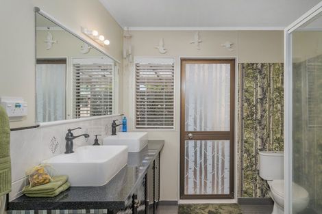 Photo of property in 28 Nicholas Avenue, Whitianga, 3510