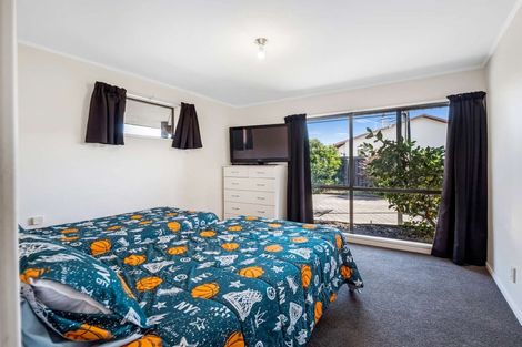 Photo of property in 9 Ludlow Place, Parklands, Christchurch, 8083