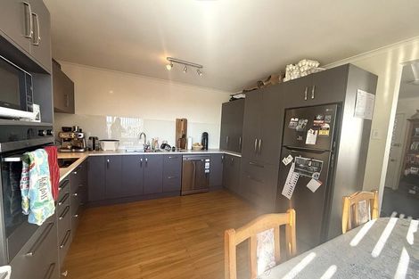 Photo of property in 19 Tomkins Street, Green Island, Dunedin, 9018