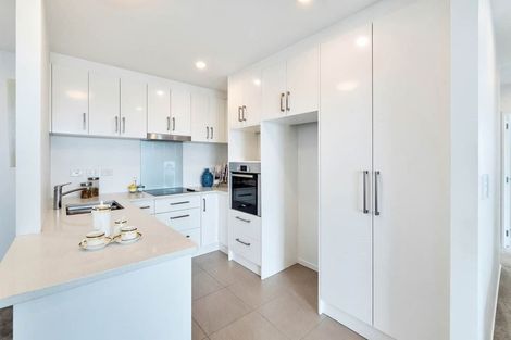 Photo of property in Apollo Apartments, 201/46 Rosedale Road, Rosedale, Auckland, 0632