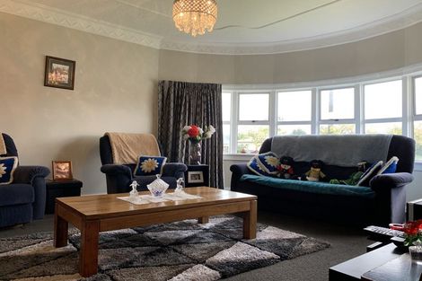 Photo of property in 2 Svenson Road, Waipukurau, 4200