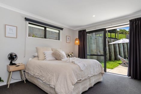 Photo of property in 17 Lakeside Terrace, Omokoroa, 3114