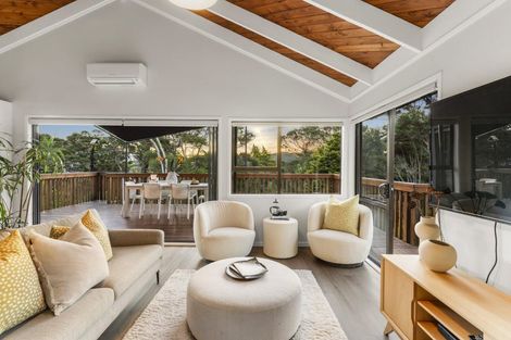 Photo of property in 110 Spinella Drive, Bayview, Auckland, 0629