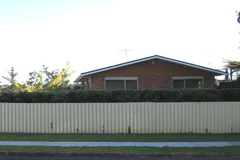 Photo of property in 63 Glencoe Road, Browns Bay, Auckland, 0630