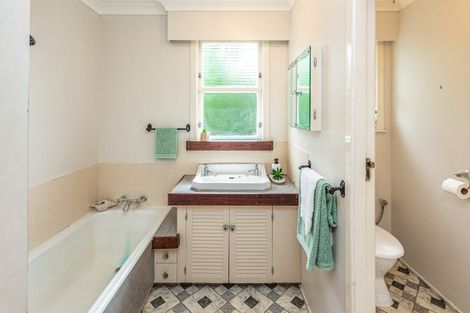 Photo of property in 9a Karewa Street, Castlecliff, Whanganui, 4501