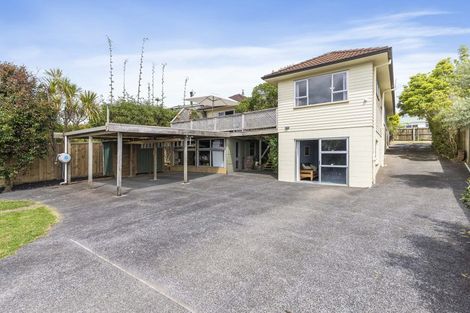 Photo of property in 112c Woodglen Road, Glen Eden, Auckland, 0602