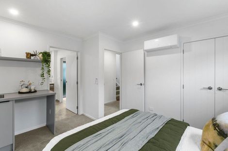 Photo of property in 15 Bulkeley Terrace, New Plymouth, 4310