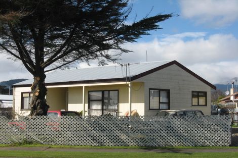 Photo of property in 13 Perth Street, Levin, 5510