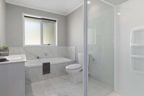 Photo of property in 59 Awataha Crescent, Pyes Pa, Tauranga, 3110