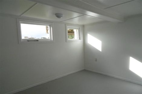 Photo of property in 211 Carrington Street, Vogeltown, New Plymouth, 4310