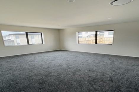 Photo of property in 23 Cirrus Way, Ranui, Auckland, 0612