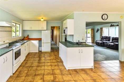 Photo of property in 3 Maraetai Place, Port Waikato, Tuakau, 2695