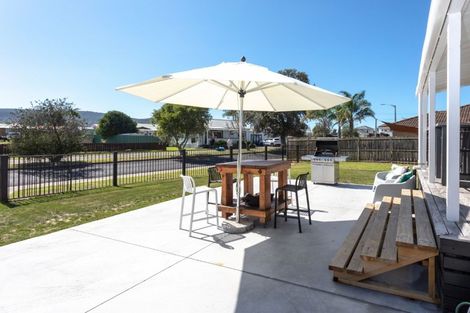 Photo of property in 105 Chartwell Avenue, Whangamata, 3620