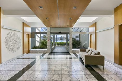 Photo of property in Wharenui Apartments, 274 Oriental Parade, Oriental Bay, Wellington, 6011