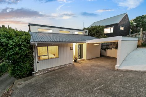Photo of property in 25 Duncansby Road, Stanmore Bay, Whangaparaoa, 0932