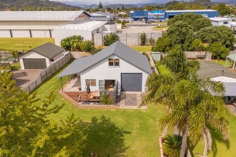 Photo of property in 17 Endeavour Close, Whitianga, 3510