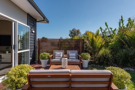 Photo of property in 10 Sue Avenue, Otaki, 5512