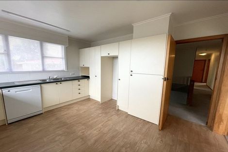 Photo of property in 139 Forrest Hill Road, Forrest Hill, Auckland, 0620