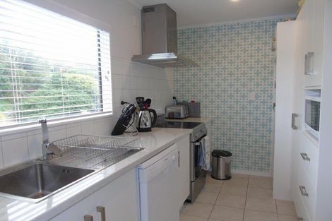 Photo of property in 35 Weggery Drive, Waikanae Beach, Waikanae, 5036