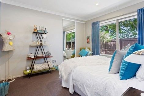 Photo of property in 2 Oakwood Drive, Rangiora, 7400